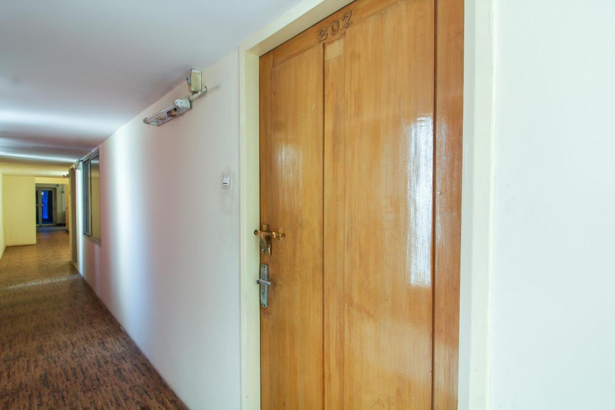 Hotel O Luxury Villas Near Begumpet Airport Haïdarabad Extérieur photo
