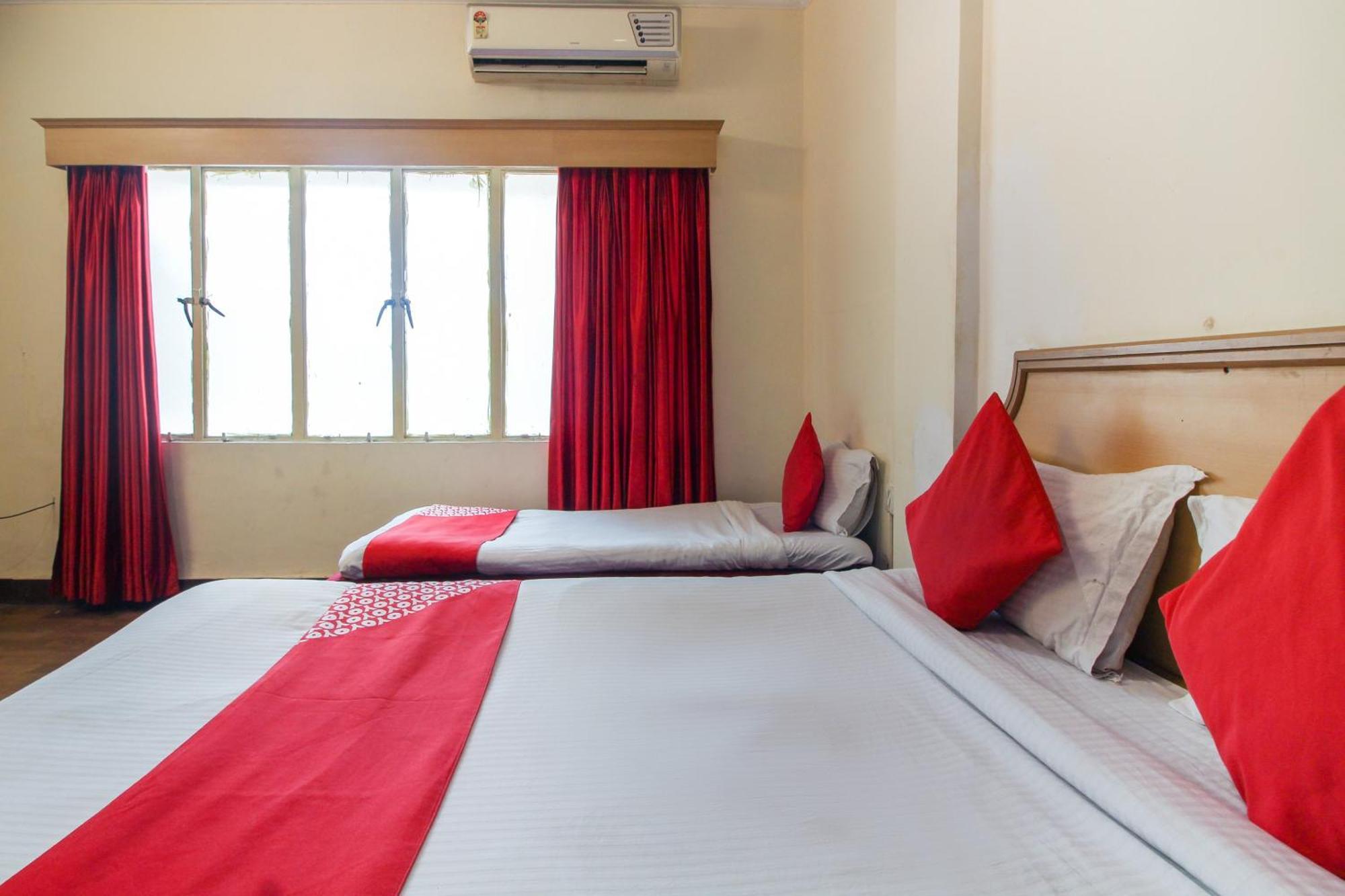 Hotel O Luxury Villas Near Begumpet Airport Haïdarabad Extérieur photo